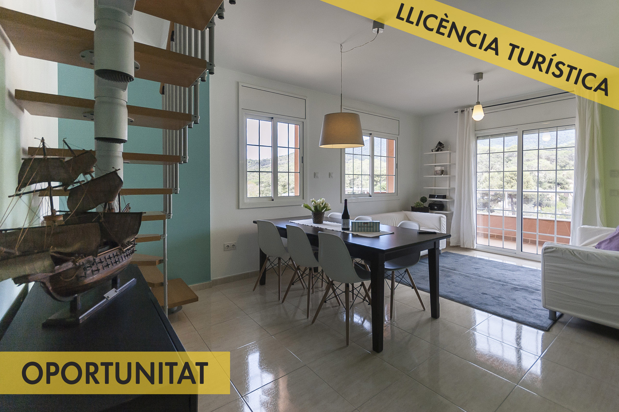 OPORTUNIDAD DUPLEX con piscina y parking Y LICENCIA TURISTICA en TOSSA DE MAR